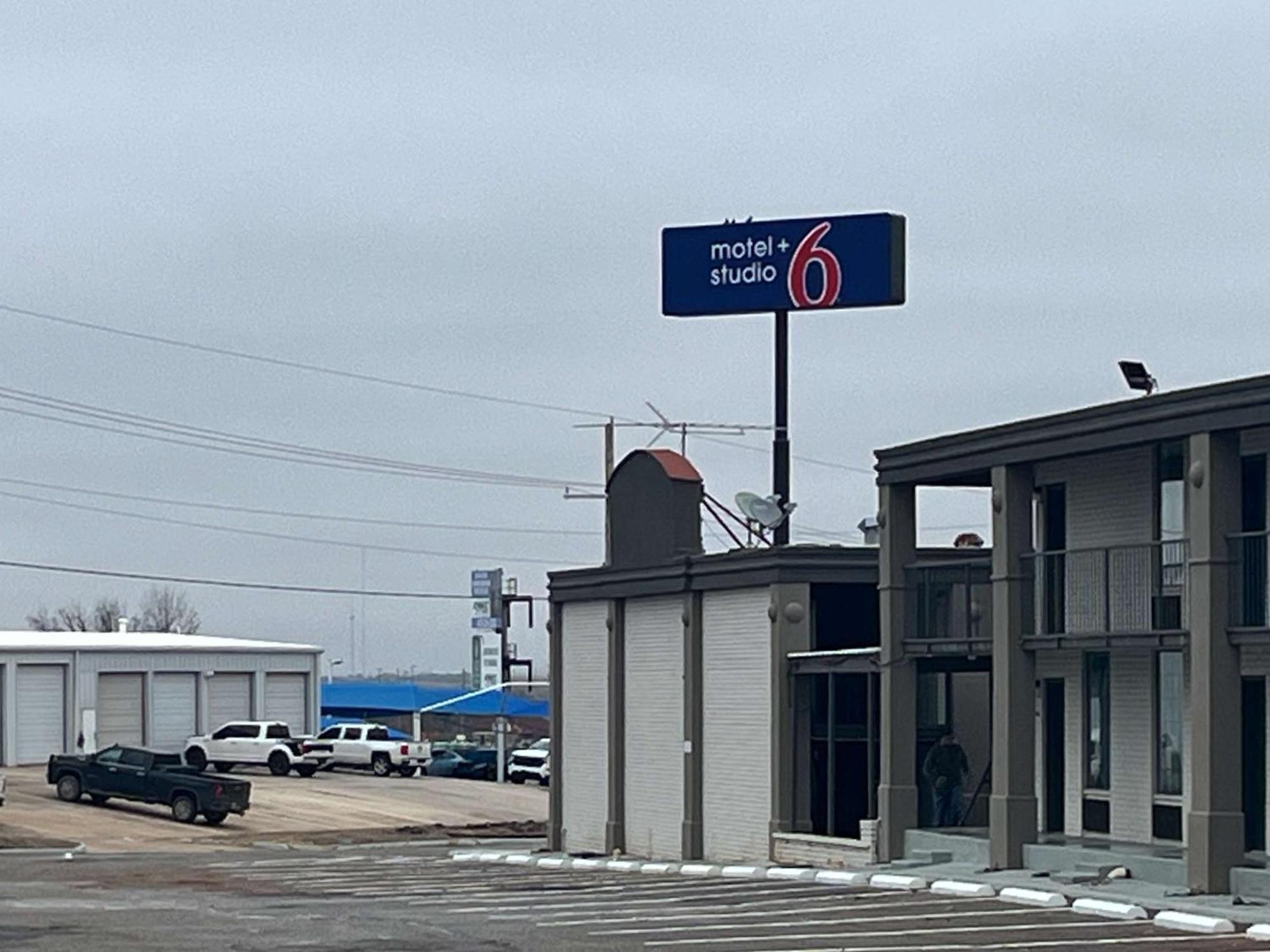 Motel 6 Chickasha, Ok מראה חיצוני תמונה