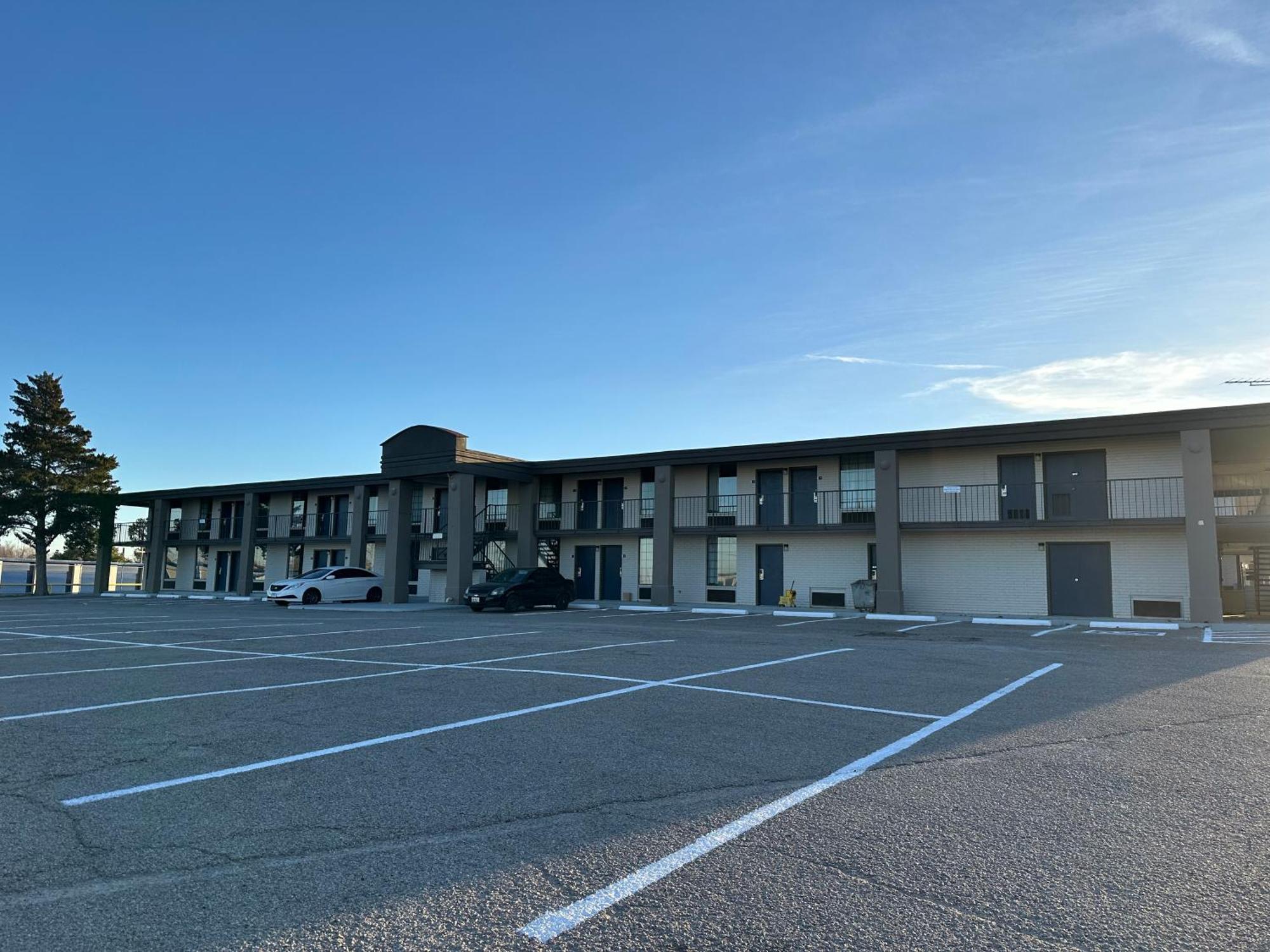 Motel 6 Chickasha, Ok מראה חיצוני תמונה